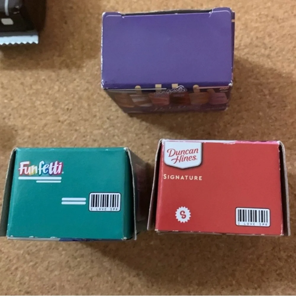 Mini Brands Shopkins Lot-Hershey’s, Funfetti, Popsicle,Cake,Juice,Cheez-It